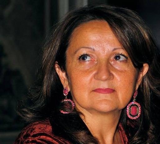 Le Regine di Nadia Verdile vincono il Premio Nazionale De Blasio