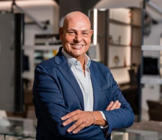 INDICAZIONI GEOGRAFICHE PER L’ARTIGIANATO, CASOLA (FENAILP): «UNA SVOLTA PER IL FUTURO DELLE CERAMICHE VIETRESI E DEL SETTORE»