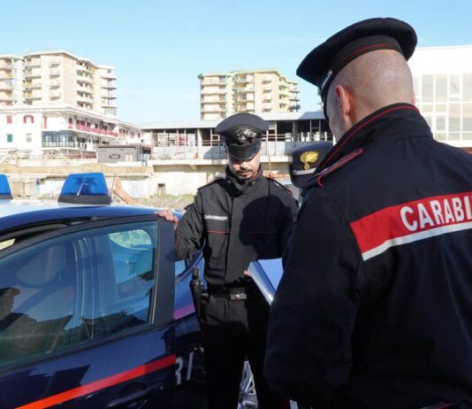 Allacci abusivi alla rete elettrica a Castel Volturno: due denunciati dai Carabinieri : Furto aggravato di energia elettrica scoperto in due abitazioni private