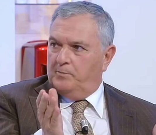 Petrolio, l’affarista di Washington – L’Editoriale di Vincenzo D’Anna